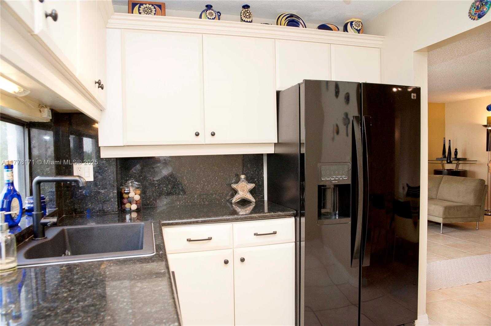 Small Image of 17011 NORTH BAY RD #603, Sunny Isles Beach Number 17