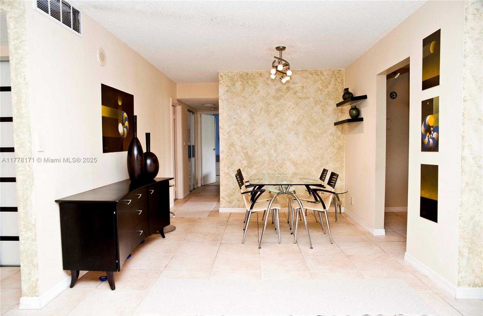 Small Image of 17011 NORTH BAY RD #603, Sunny Isles Beach Number 2