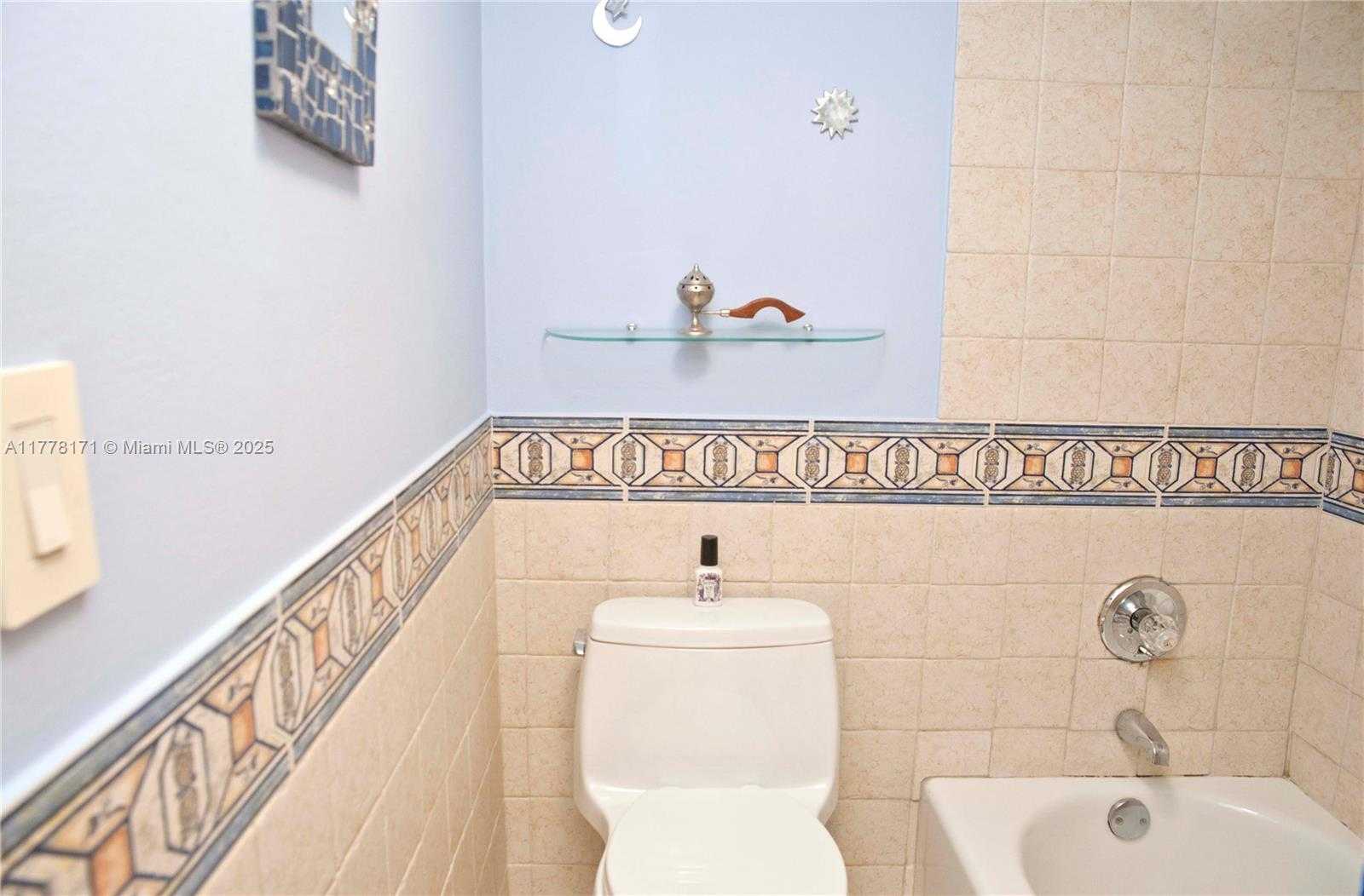 Small Image of 17011 NORTH BAY RD #603, Sunny Isles Beach Number 24