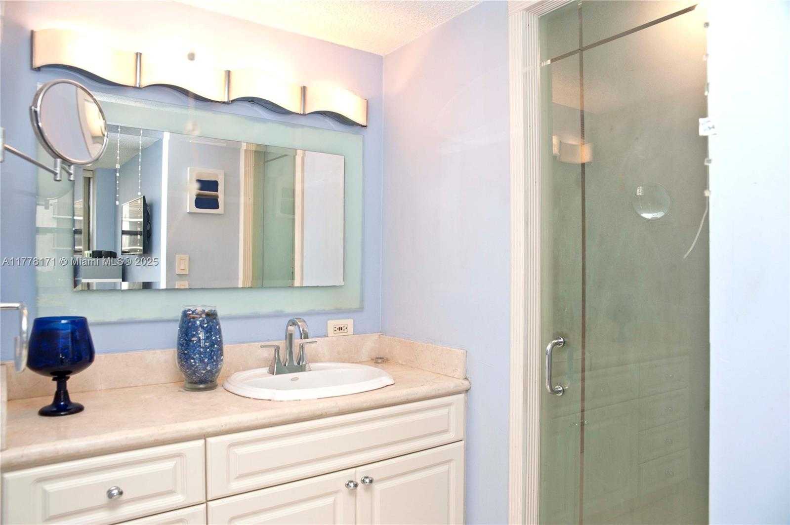 Small Image of 17011 NORTH BAY RD #603, Sunny Isles Beach Number 30