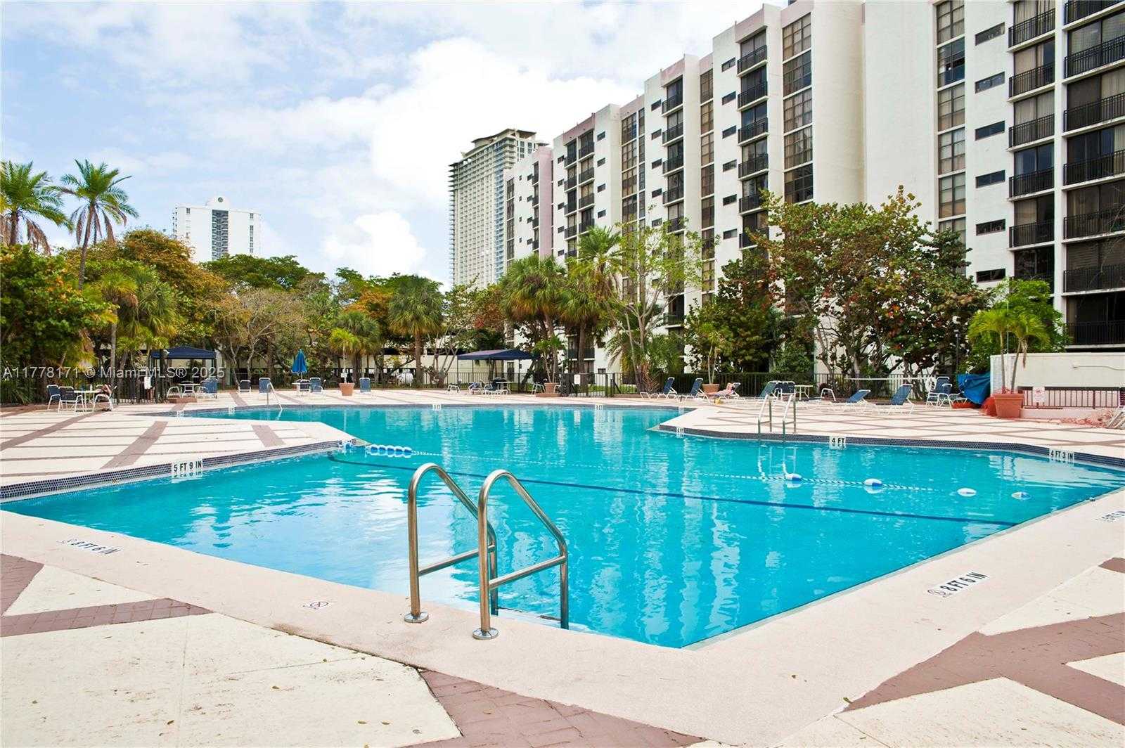 Small Image of 17011 NORTH BAY RD #603, Sunny Isles Beach Number 34