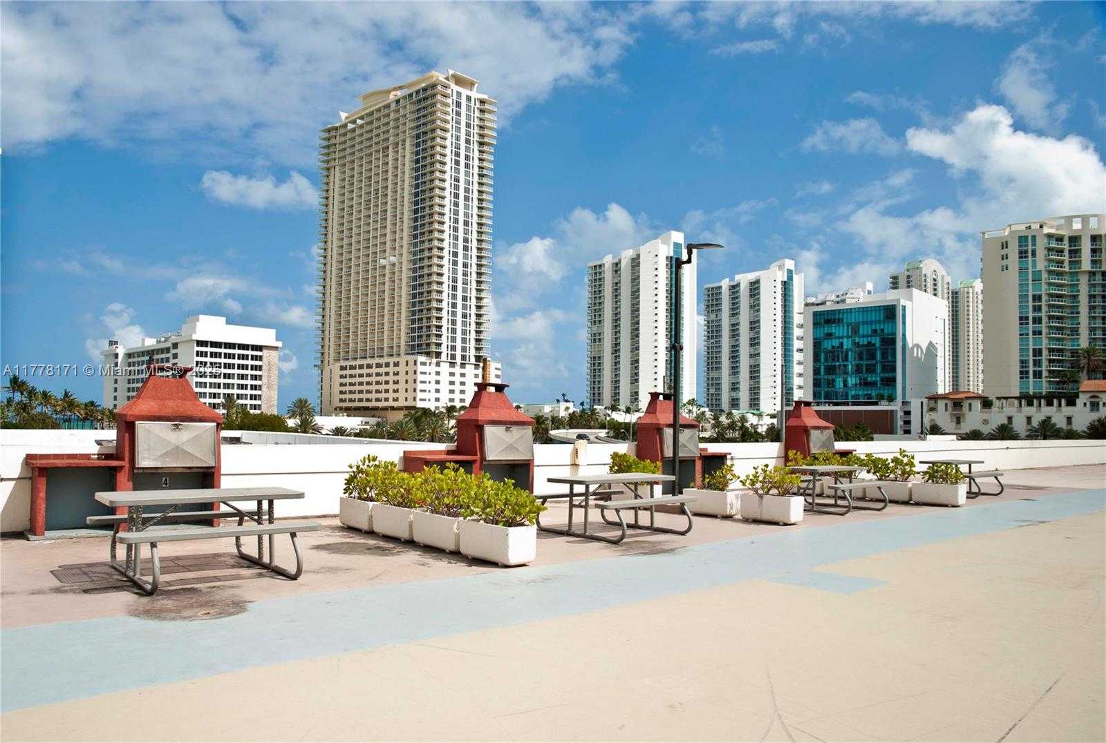 Small Image of 17011 NORTH BAY RD #603, Sunny Isles Beach Number 35