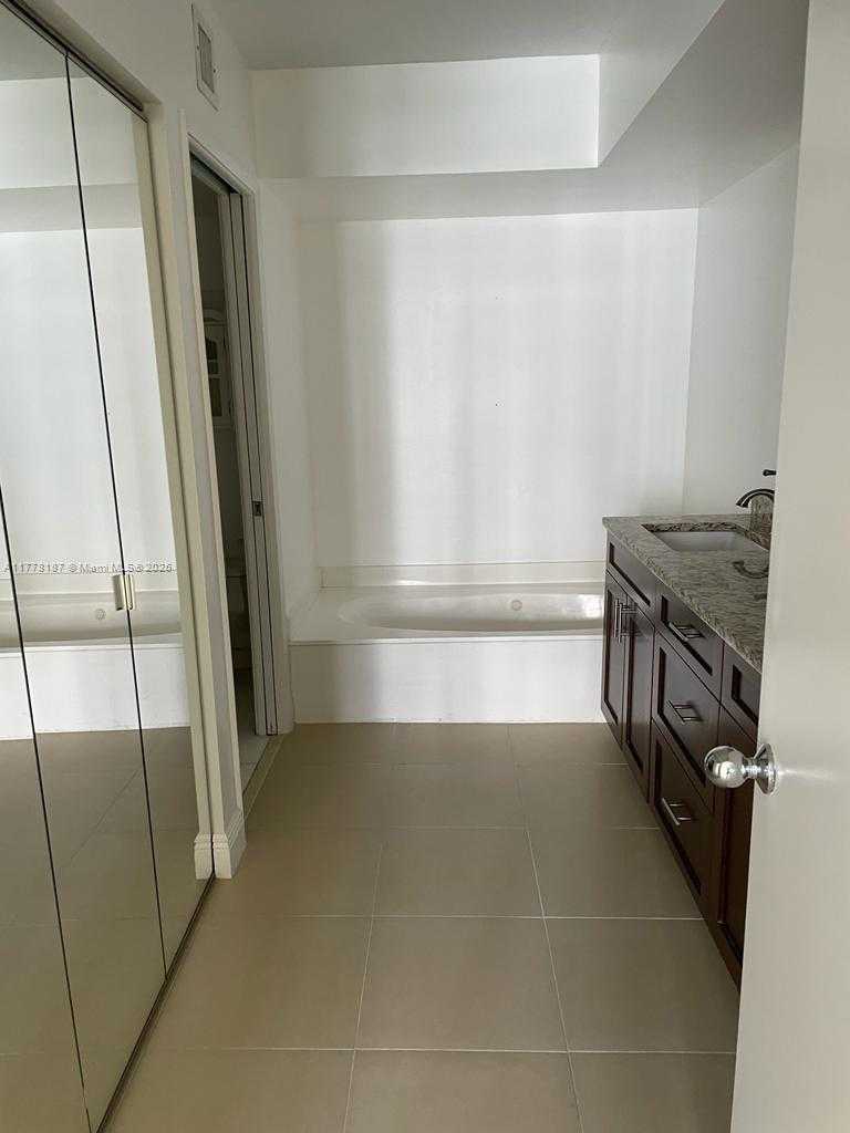 Small Image of 19101 NORTH EAST 36TH CT #803, Aventura Number 12