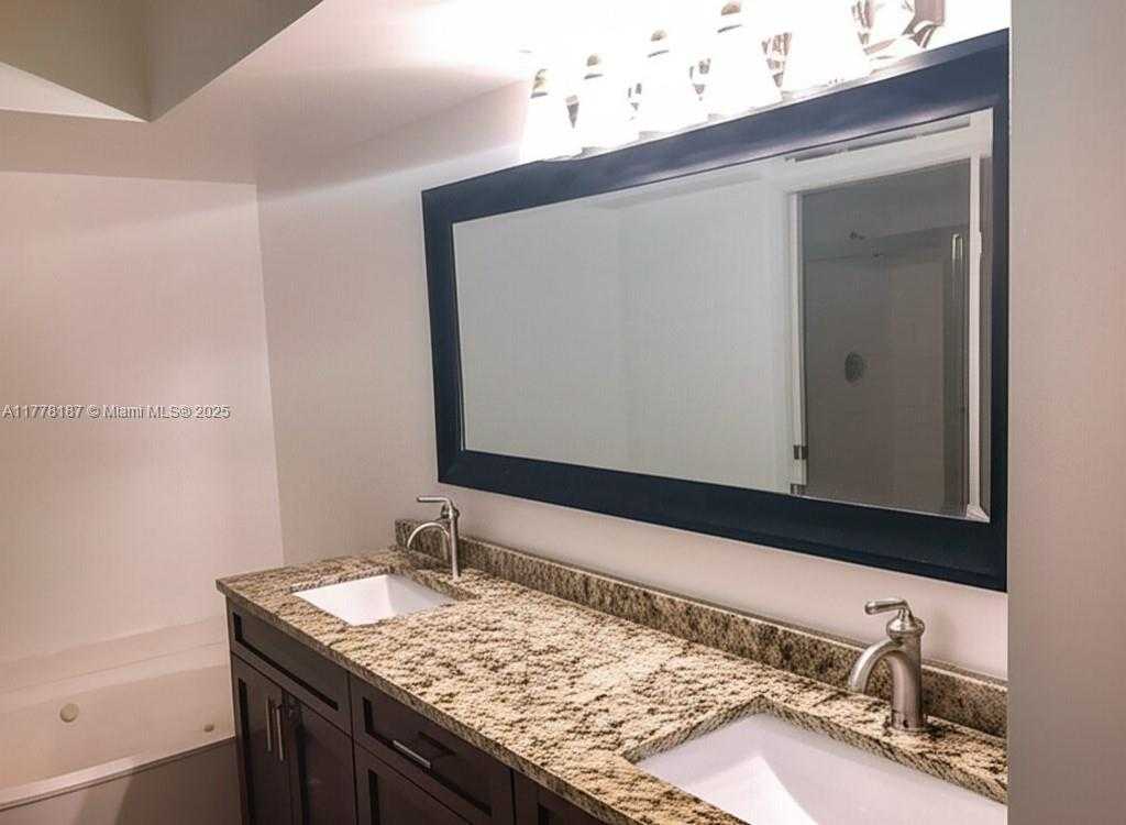 Small Image of 19101 NORTH EAST 36TH CT #803, Aventura Number 15