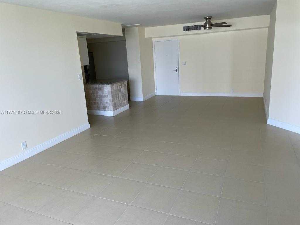 Small Image of 19101 NORTH EAST 36TH CT #803, Aventura Number 4
