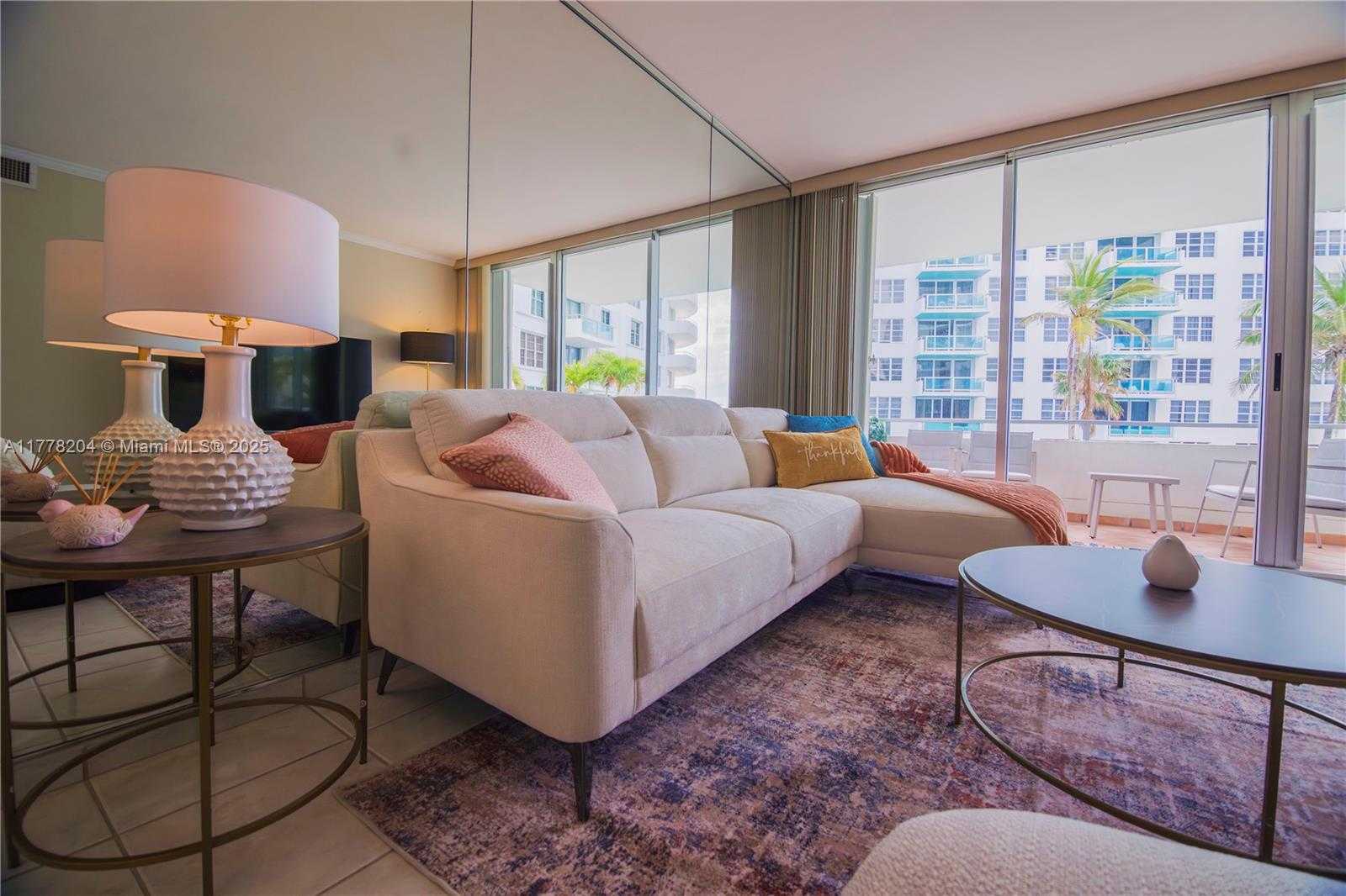 Small Image of 5151 COLLINS AVE #428, Miami Beach Number 4