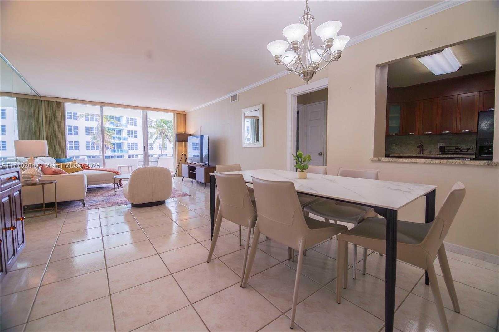 Small Image of 5151 COLLINS AVE #428, Miami Beach Number 9