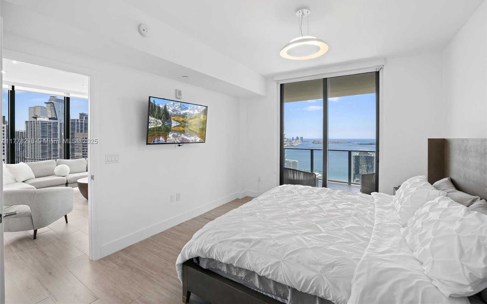 Small Image of 1010 BRICKELL AVE #4301, Miami Number 10