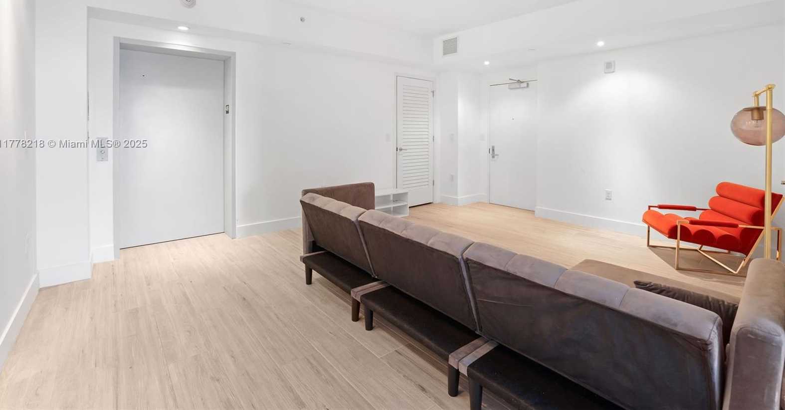 Small Image of 1010 BRICKELL AVE #4301, Miami Number 19