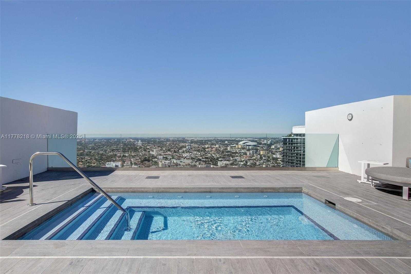 Small Image of 1010 BRICKELL AVE #4301, Miami Number 40