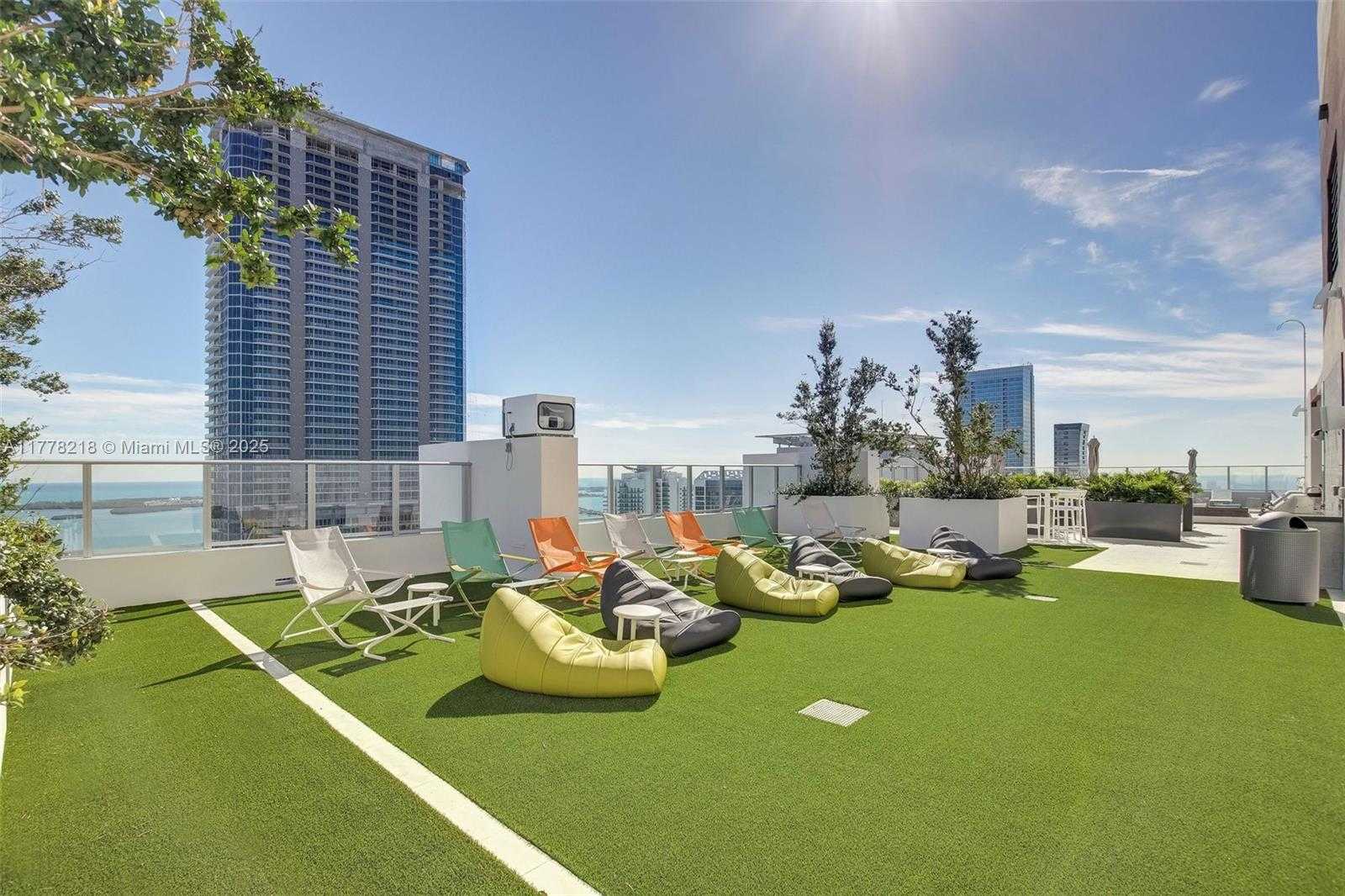 Small Image of 1010 BRICKELL AVE #4301, Miami Number 42