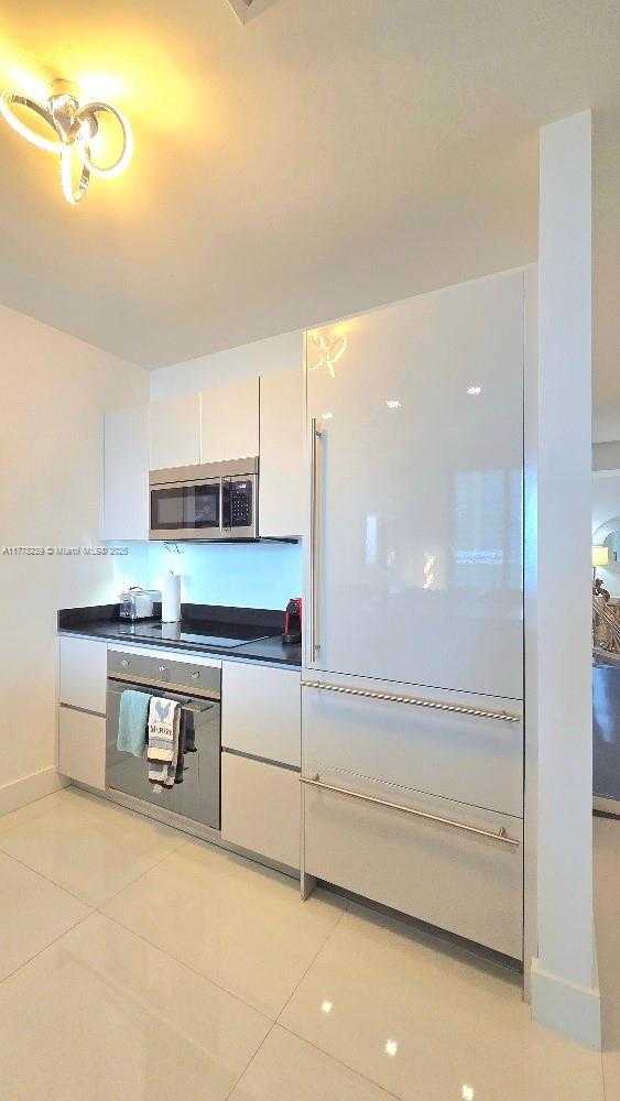 Small Image of 1010 BRICKELL AVE #4804, Miami Number 15
