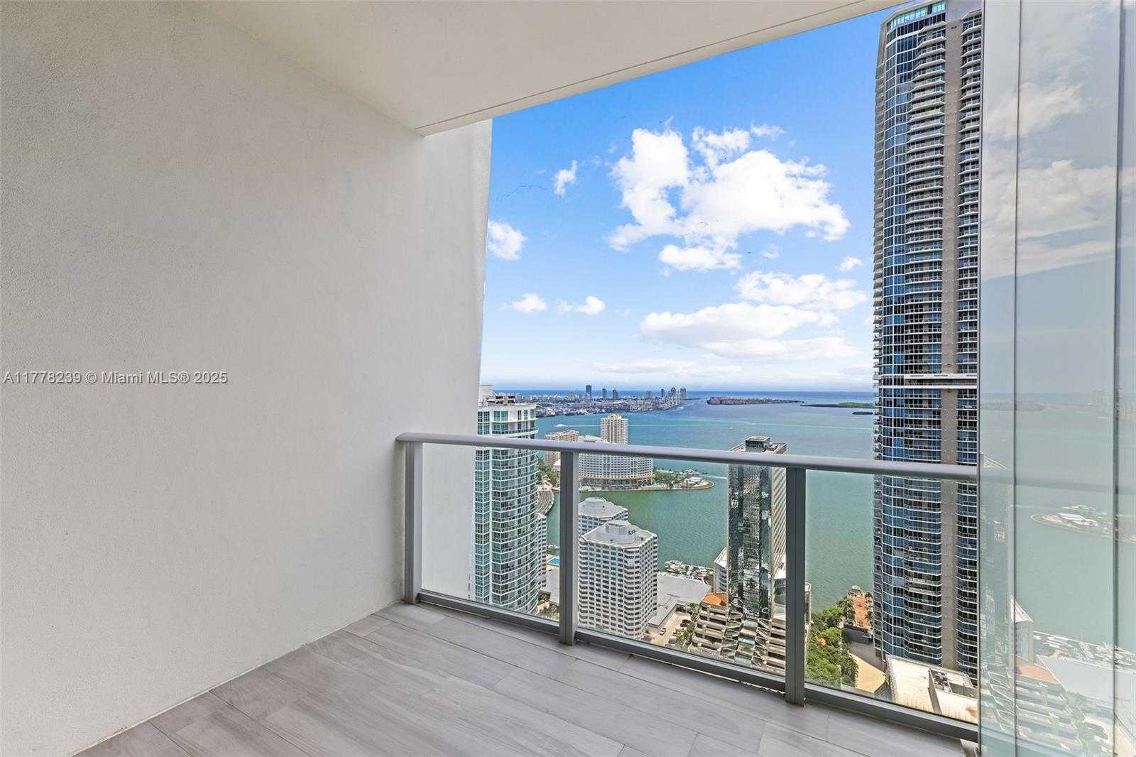 Small Image of 1010 BRICKELL AVE #4804, Miami Number 25