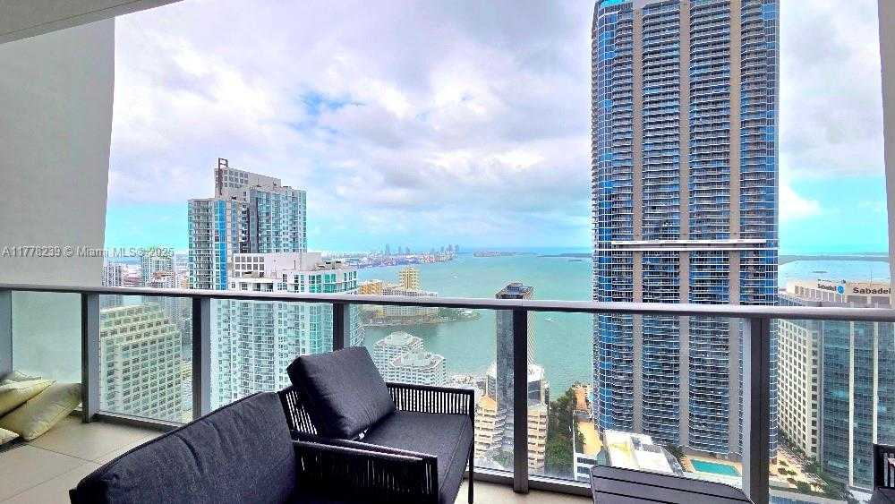 Small Image of 1010 BRICKELL AVE #4804, Miami Number 3