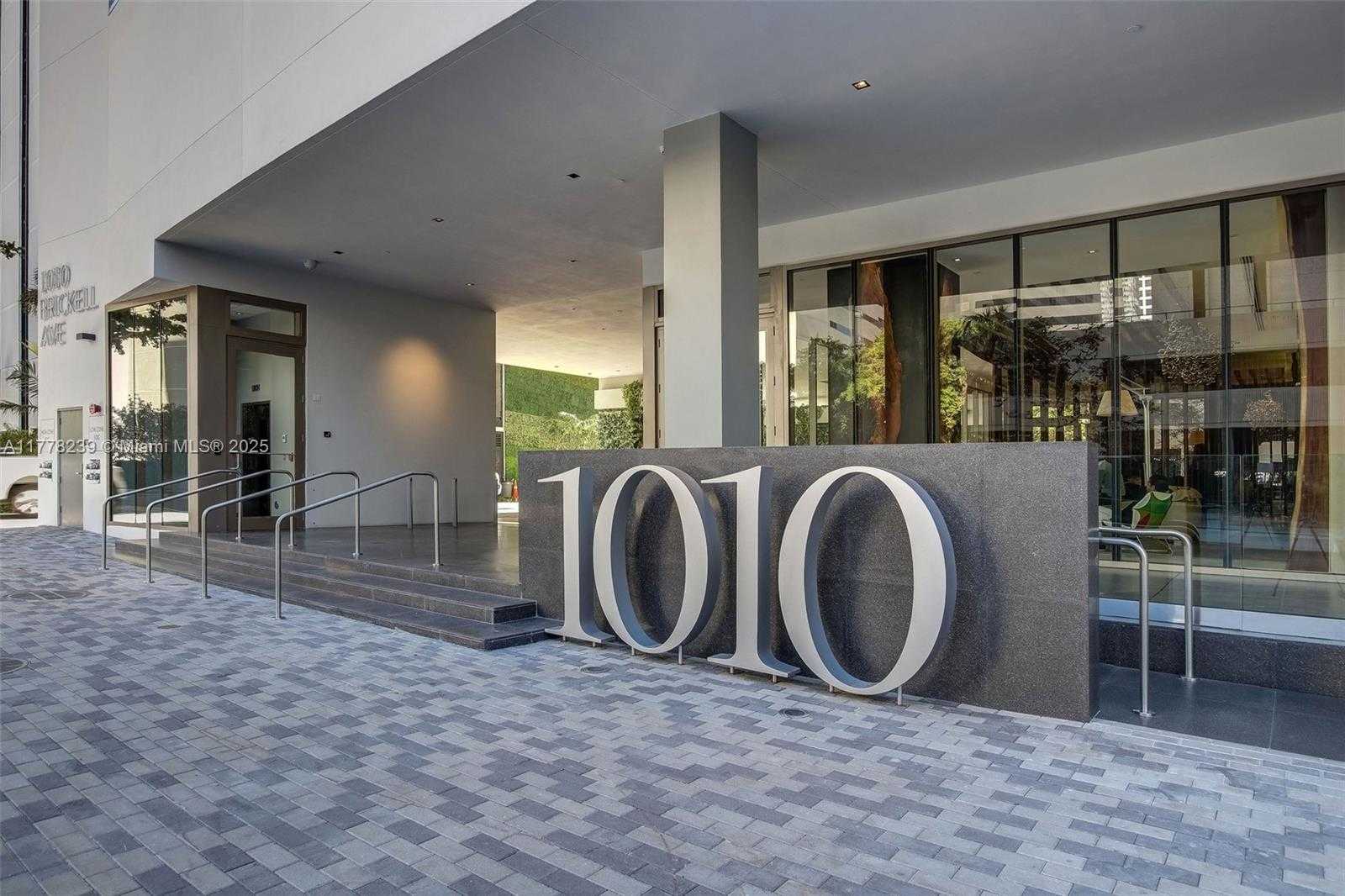 Small Image of 1010 BRICKELL AVE #4804, Miami Number 31