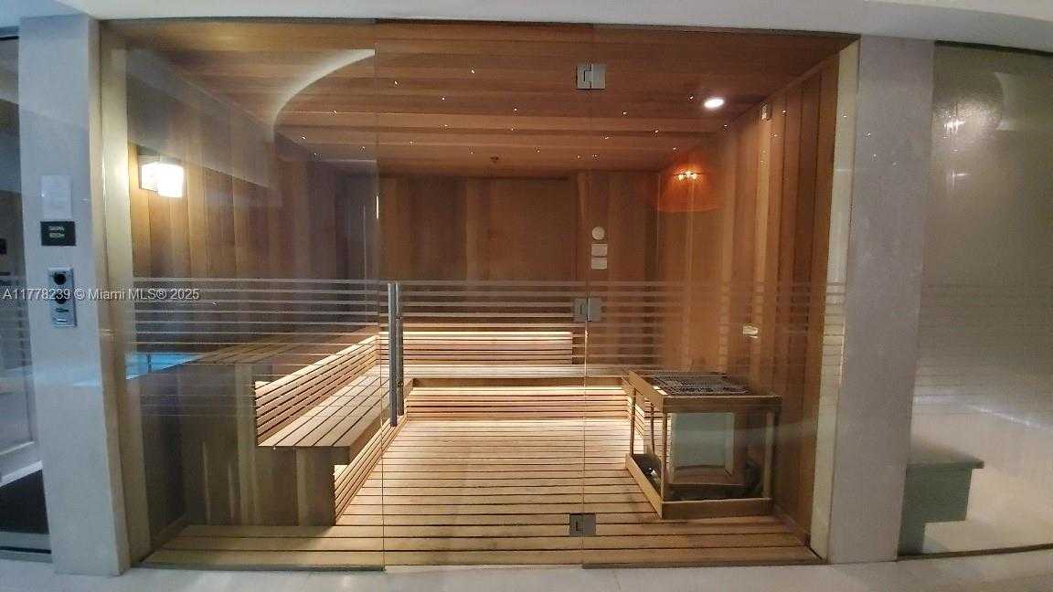 Small Image of 1010 BRICKELL AVE #4804, Miami Number 44
