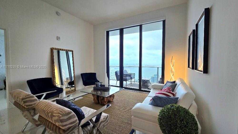 Small Image of 1010 BRICKELL AVE #4804, Miami Number 6