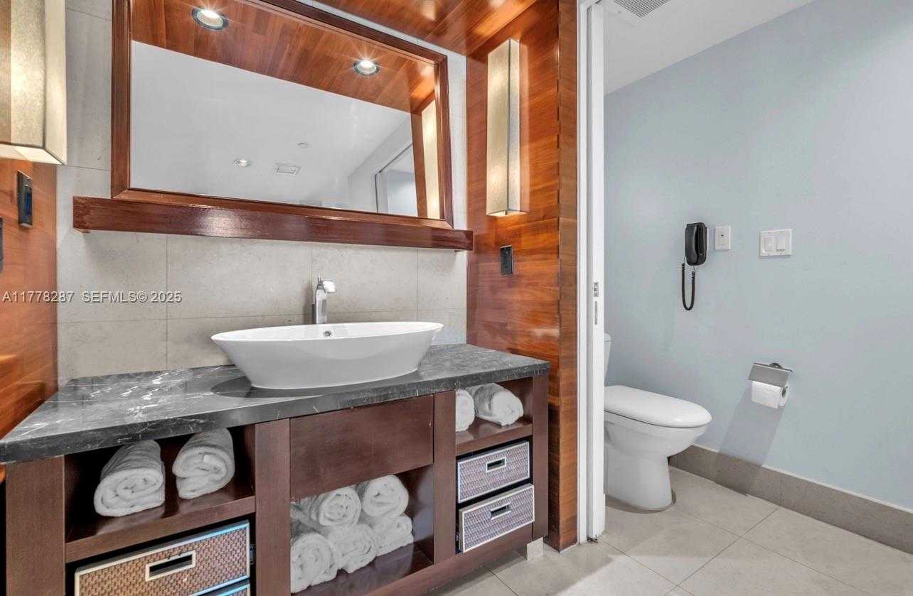 Small Image of 6801 COLLINS AVE #717, Miami Beach Number 29