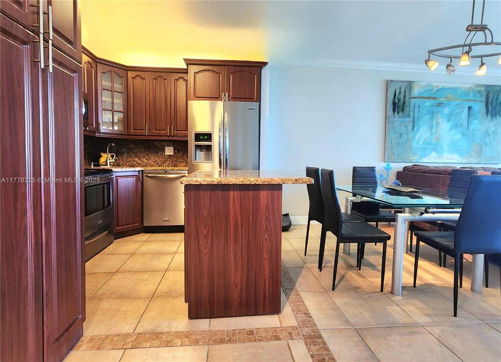 Small Image of 3505 SOUTH OCEAN DR #1107, Hollywood Number 4