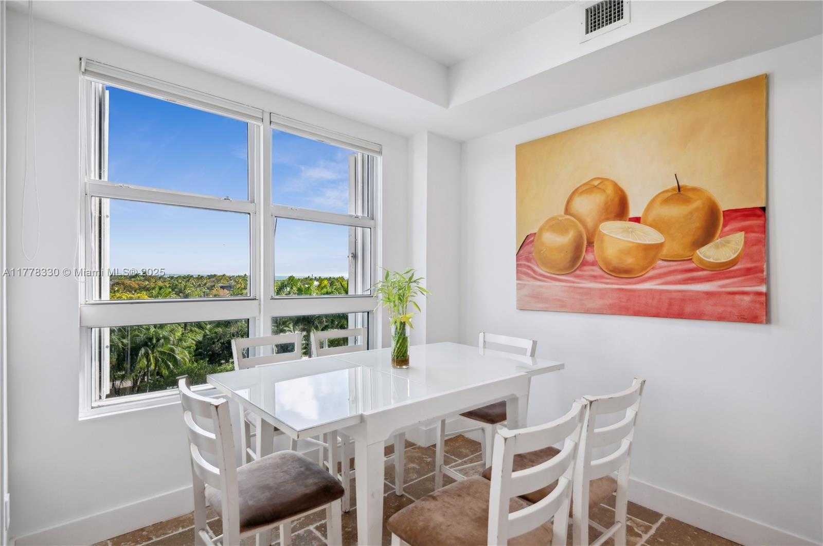 Small Image of 747 CRANDON BLVD #PH10, Key Biscayne Number 16