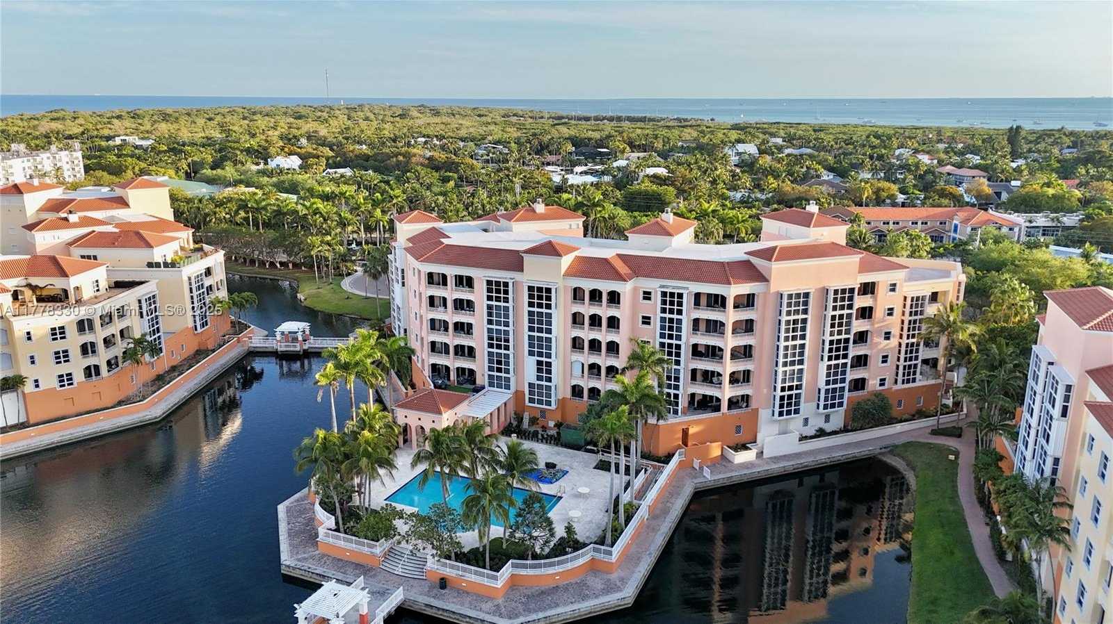 Small Image of 747 CRANDON BLVD #PH10, Key Biscayne Number 18