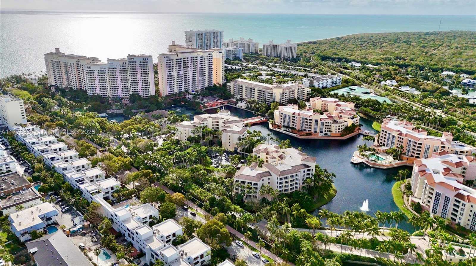 Small Image of 747 CRANDON BLVD #PH10, Key Biscayne Number 27
