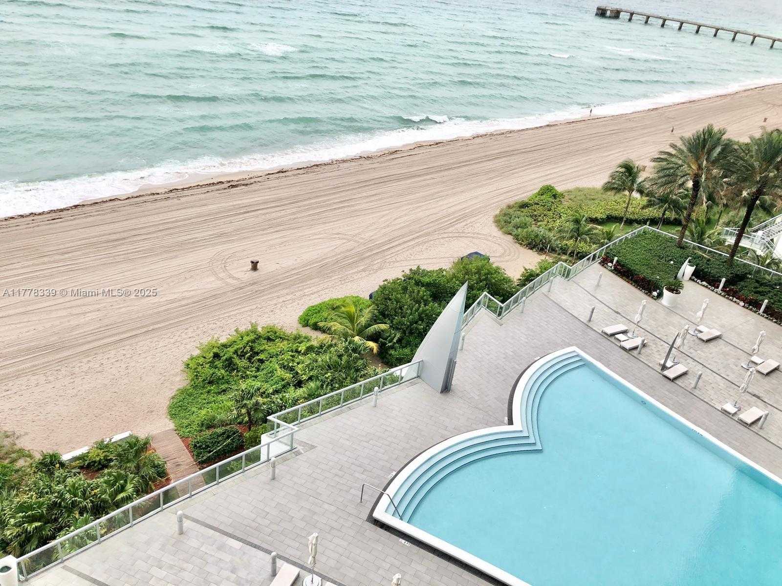 Small Image of 17121 COLLINS AVE #1807, Sunny Isles Beach Number 3