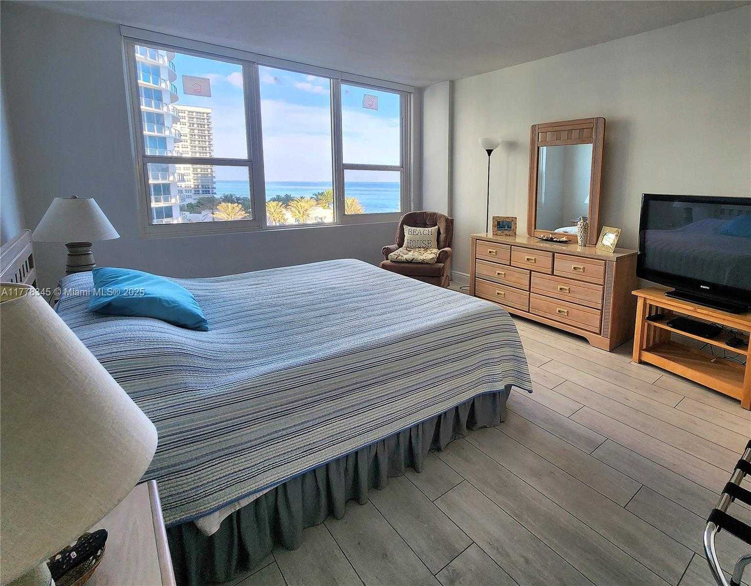 Small Image of 3505 SOUTH OCEAN DR #610, Hollywood Number 7