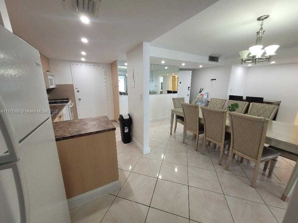 Small Image of 18081 BISCAYNE BLVD #1102, Aventura Number 18