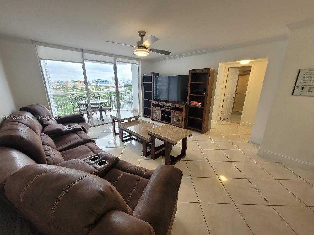 Small Image of 18081 BISCAYNE BLVD #1102, Aventura Number 7