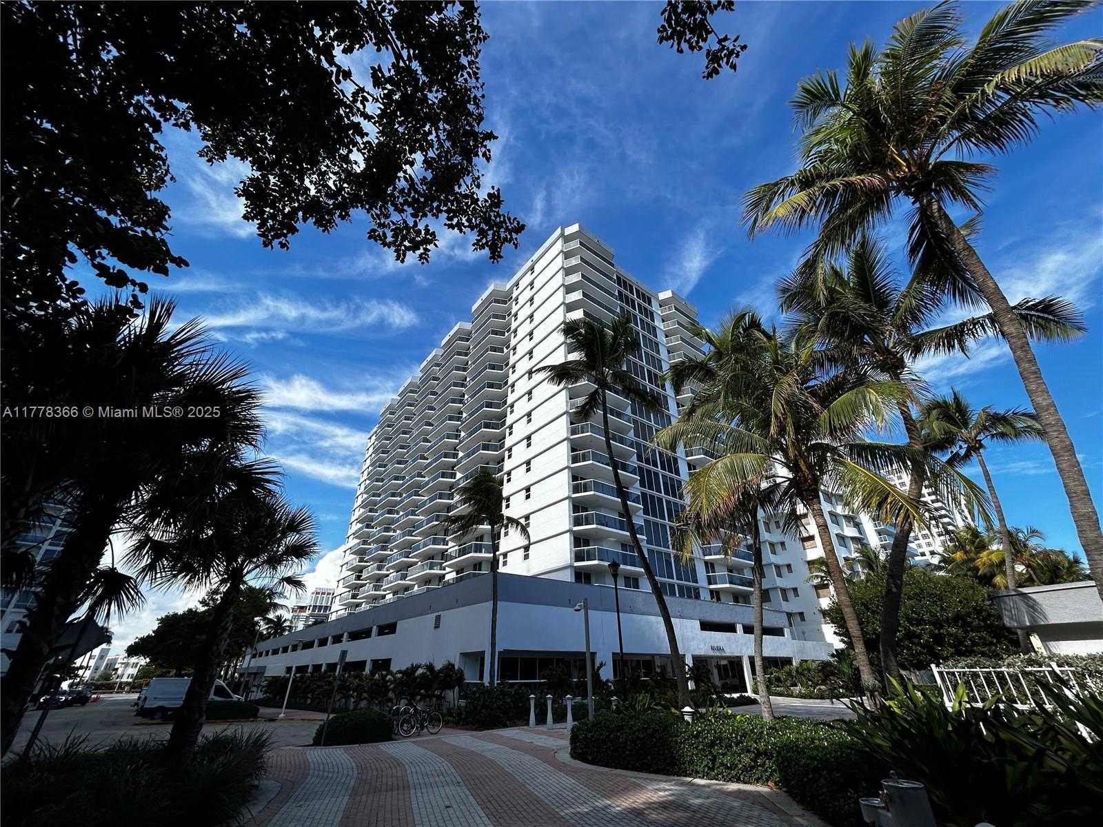 Small Image of 2401 COLLINS AVE #1403, Miami Beach Number 17