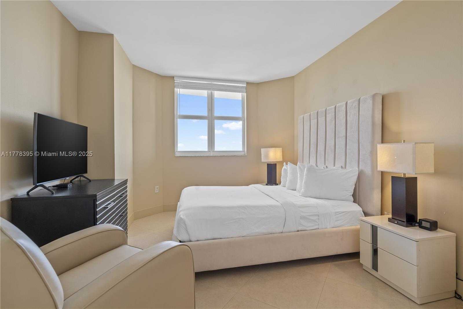 Small Image of 17375 COLLINS AVE #808, Sunny Isles Beach Number 16