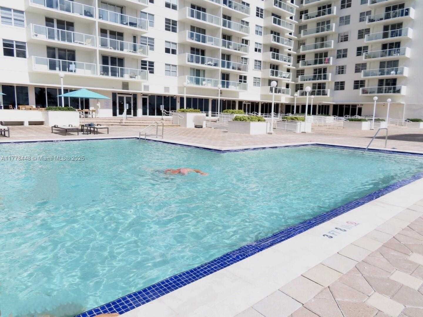 Small Image of 5701 COLLINS AVE #919, Miami Beach Number 31