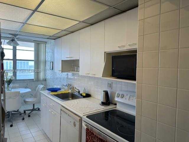 Small Image of 250 174TH ST #1820, Sunny Isles Beach Number 10