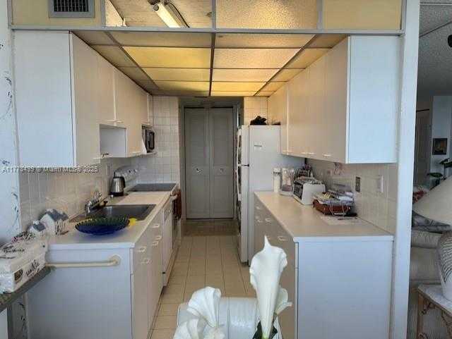Small Image of 250 174TH ST #1820, Sunny Isles Beach Number 12