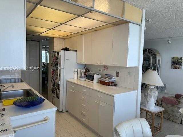 Small Image of 250 174TH ST #1820, Sunny Isles Beach Number 14