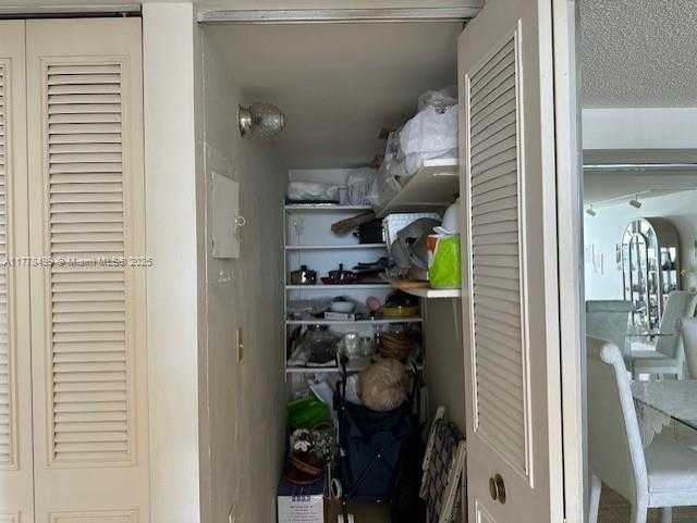 Small Image of 250 174TH ST #1820, Sunny Isles Beach Number 15