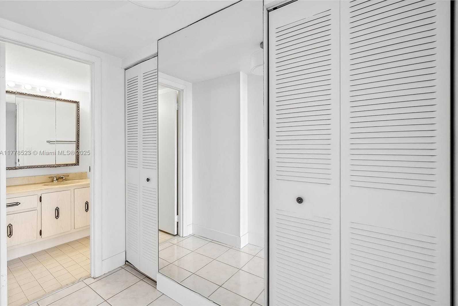 Small Image of 600 THREE ISLANDS BLVD #1708, Hallandale Beach Number 21