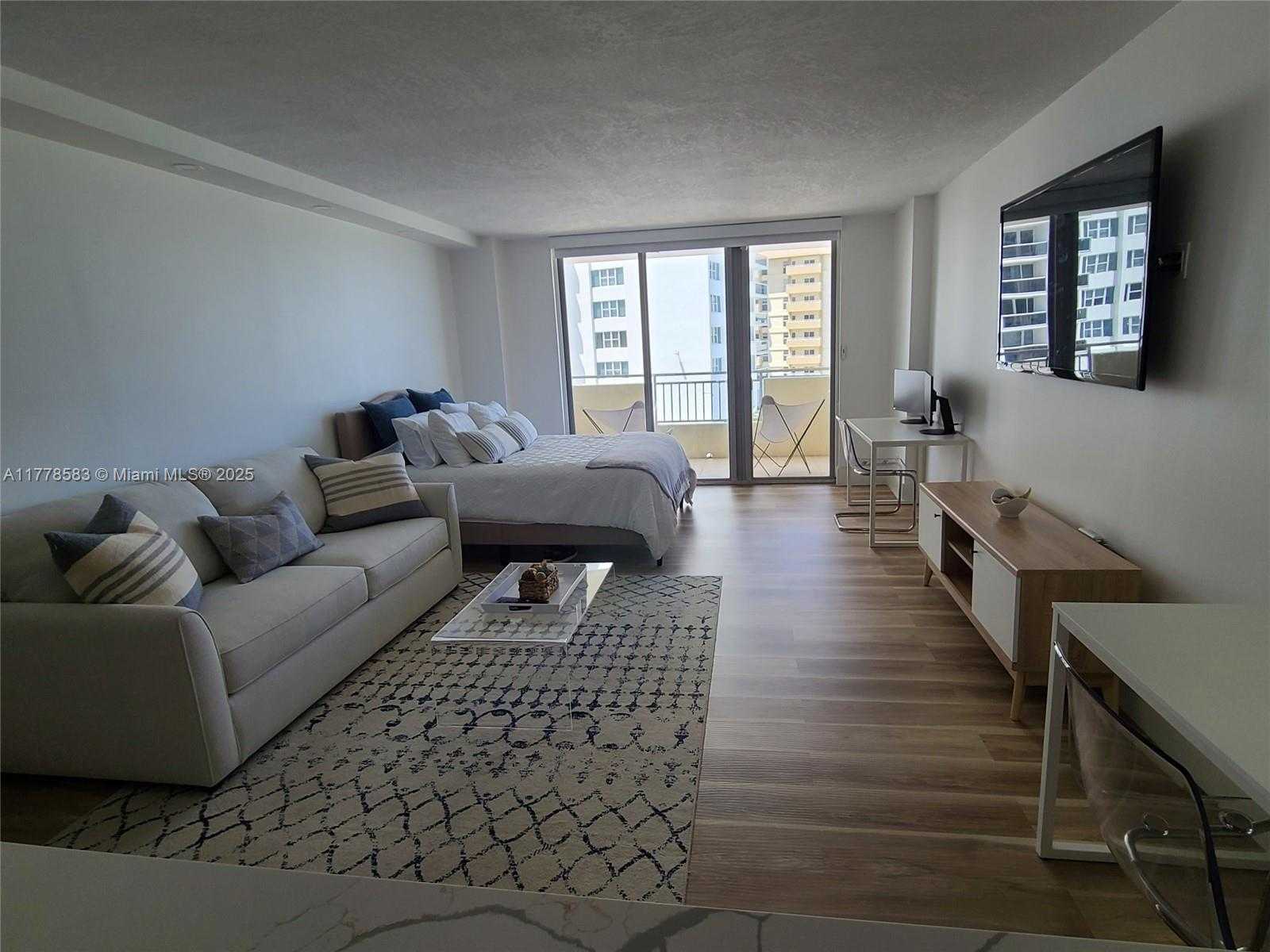 Small Image of 3180 SOUTH OCEAN DR #307, Hallandale Beach Number 11