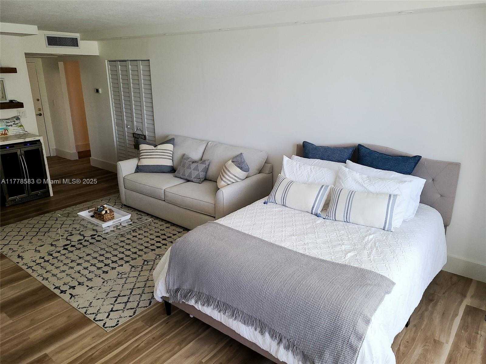 Small Image of 3180 SOUTH OCEAN DR #307, Hallandale Beach Number 3