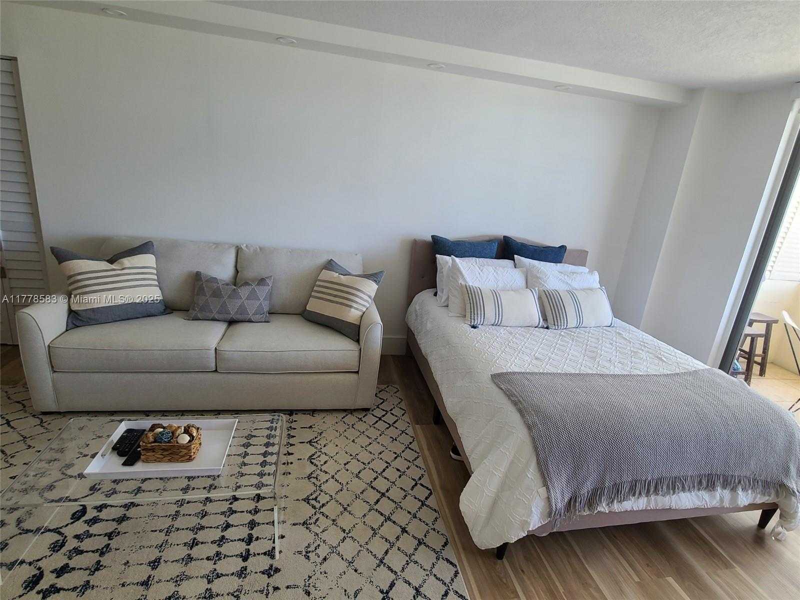 Small Image of 3180 SOUTH OCEAN DR #307, Hallandale Beach Number 9