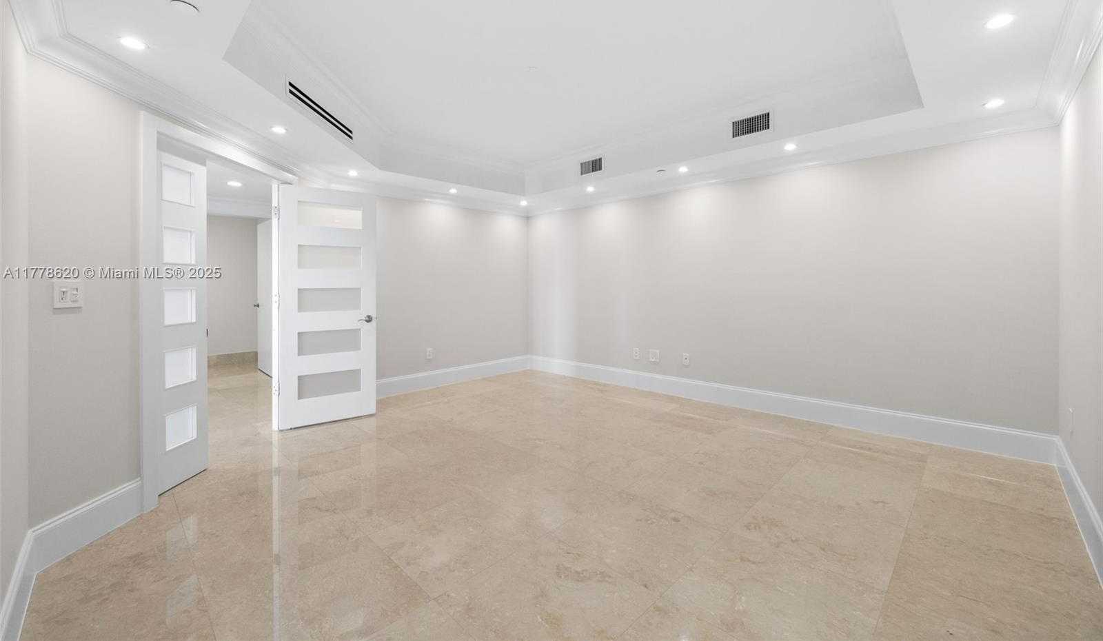Small Image of 3301 NORTH EAST 183RD ST #1604, Aventura Number 4