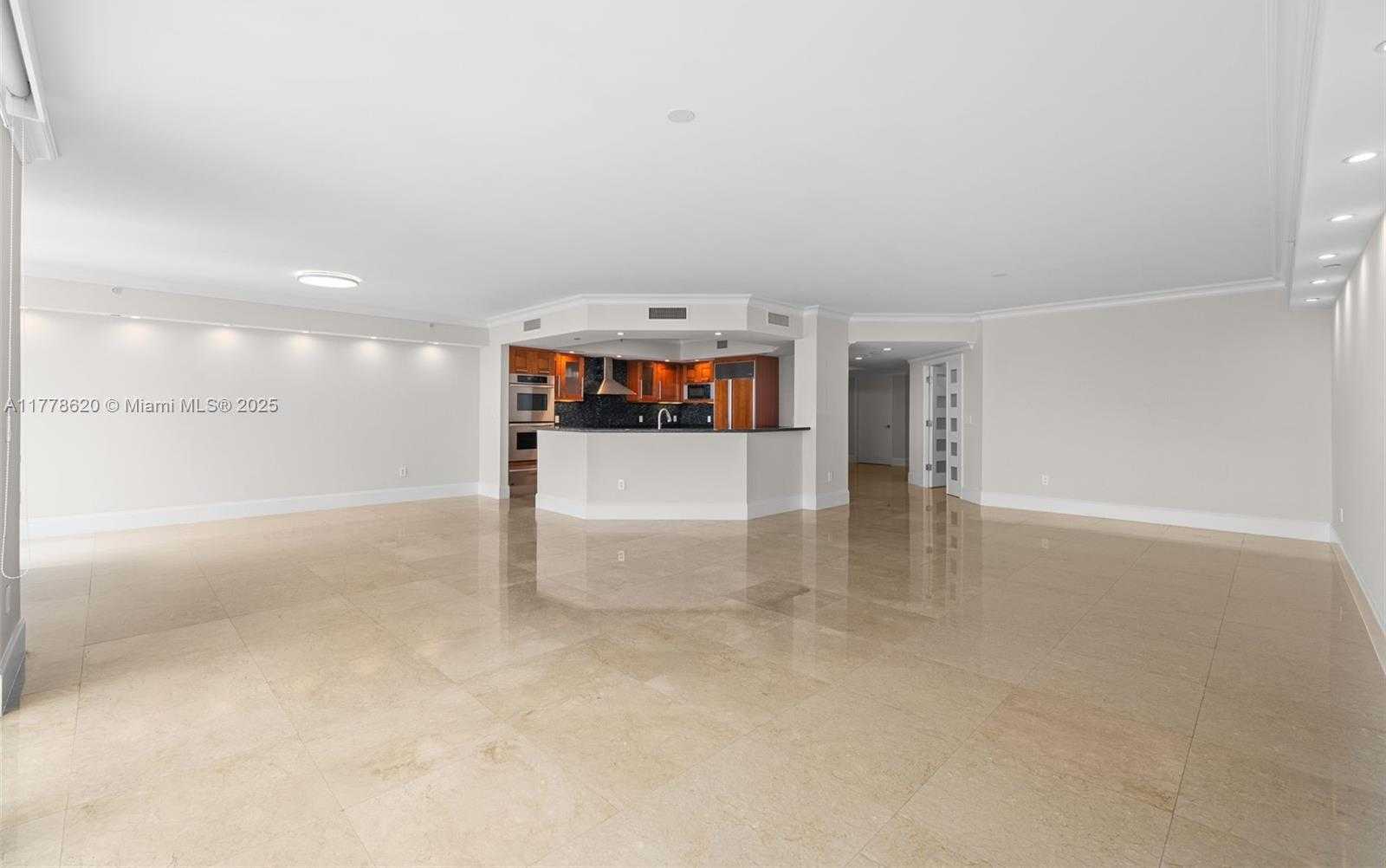 Small Image of 3301 NORTH EAST 183RD ST #1604, Aventura Number 9