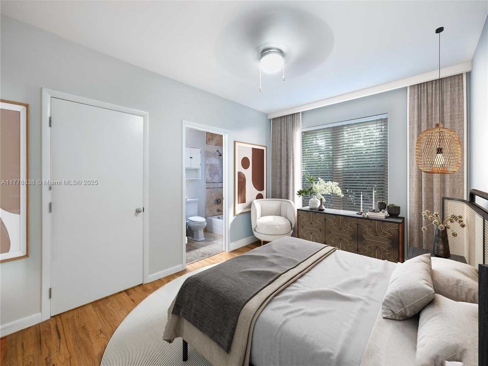 Small Image of 1018 MERIDIAN AVE #4, Miami Beach Number 4