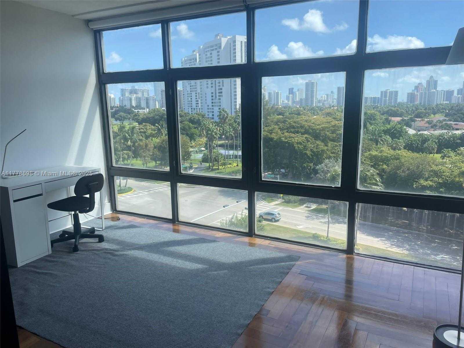 Small Image of 3375 NORTH COUNTRY CLUB DR #706, Aventura Number 10