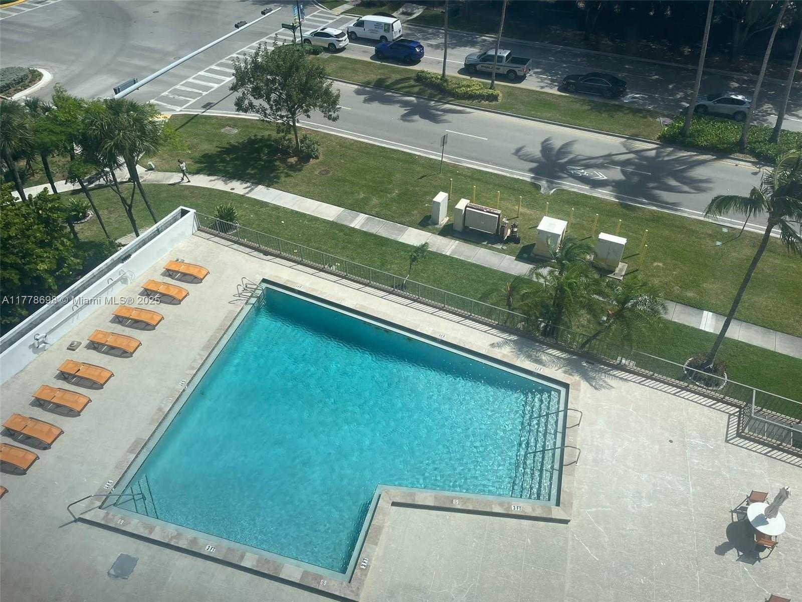 Small Image of 3375 NORTH COUNTRY CLUB DR #706, Aventura Number 21