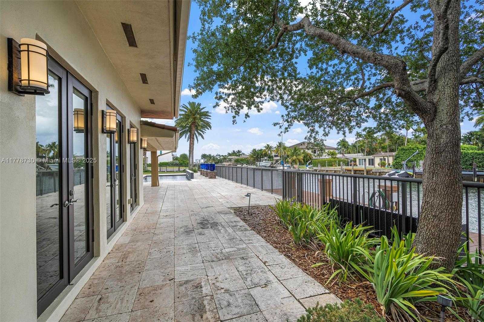 Small Image of 12605 CYPRUS RD, North Miami Number 48