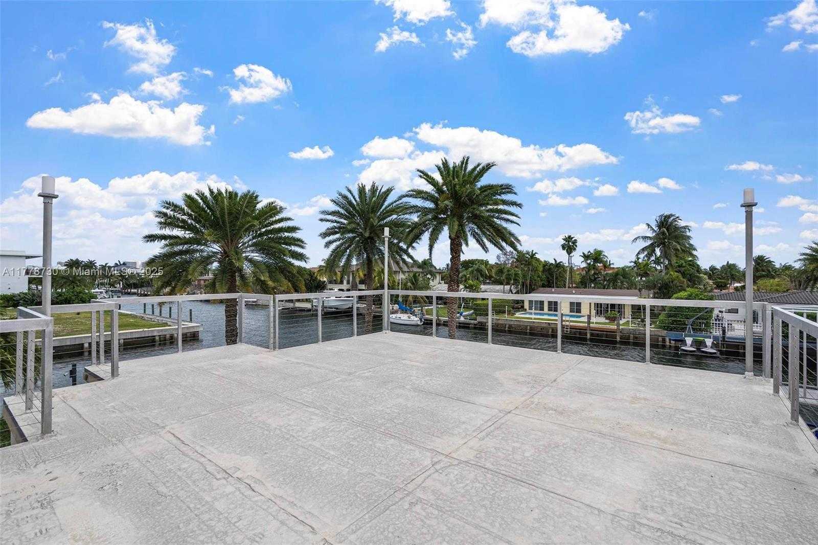 Small Image of 12605 CYPRUS RD, North Miami Number 50