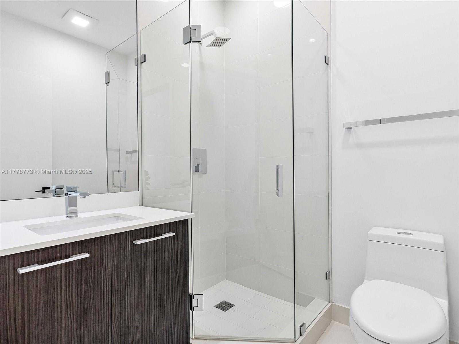 Small Image of 55 SOUTH WEST 9TH ST #4309, Miami Number 17