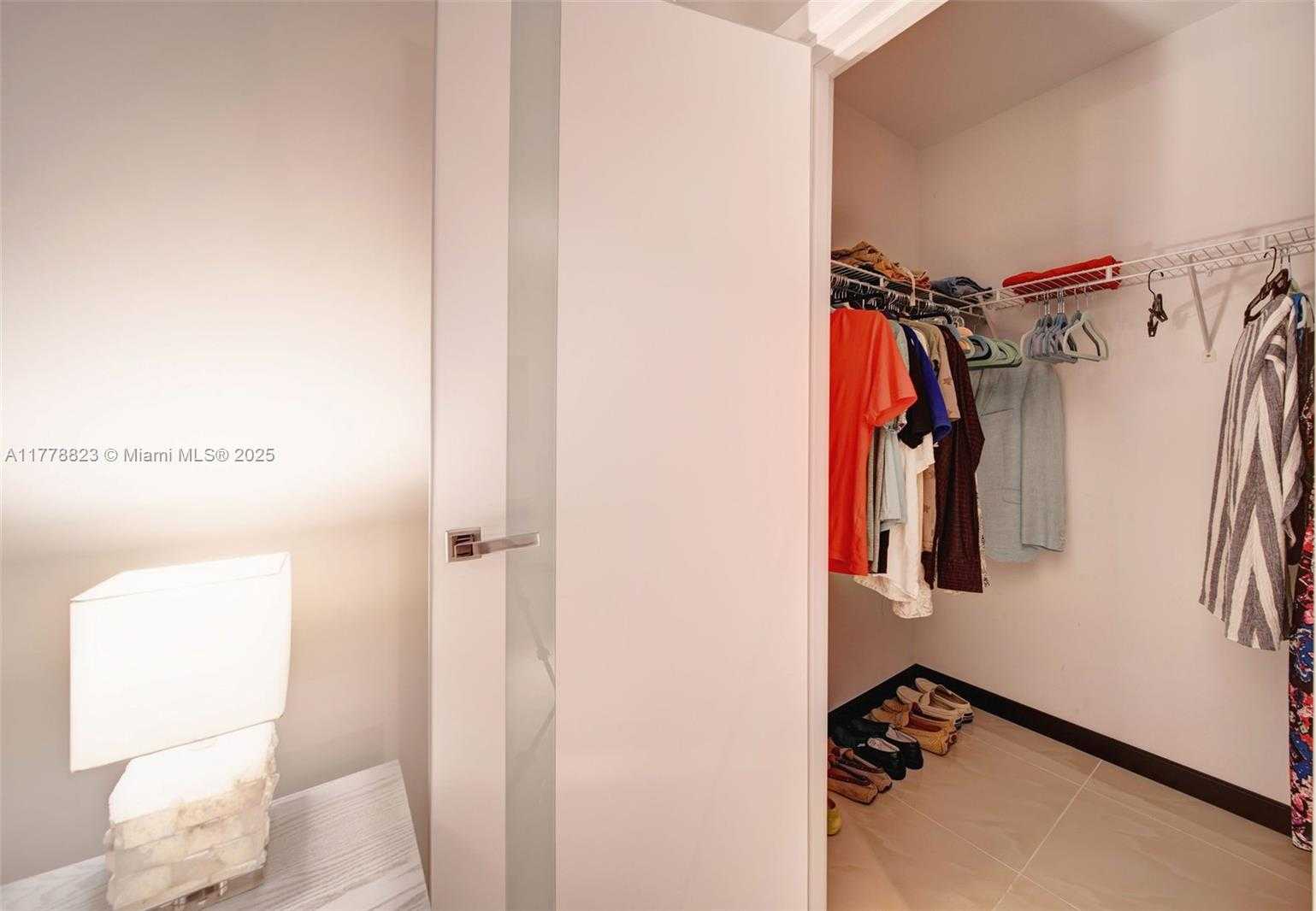 Small Image of 650 WEST AVE #1506, Miami Beach Number 19